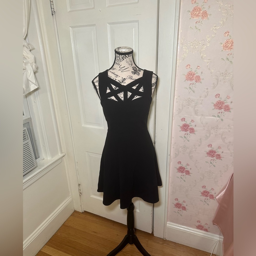 ELENA GILBERT BCBGMAXAZRIA Yasminka Corset Dress 6x07